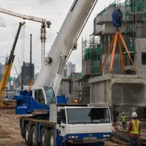 100-ton-mobile-crane-img-2
